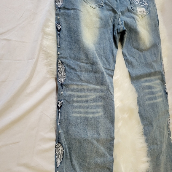 Elegant Light Blue Straight Jeans - Picture 11 of 13